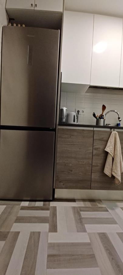 Apartamento Entero De Tres Habitaciones, Cerca De La Playa! Acogedor, Luminoso Y Tranquilo 马尔格莱特德玛 外观 照片