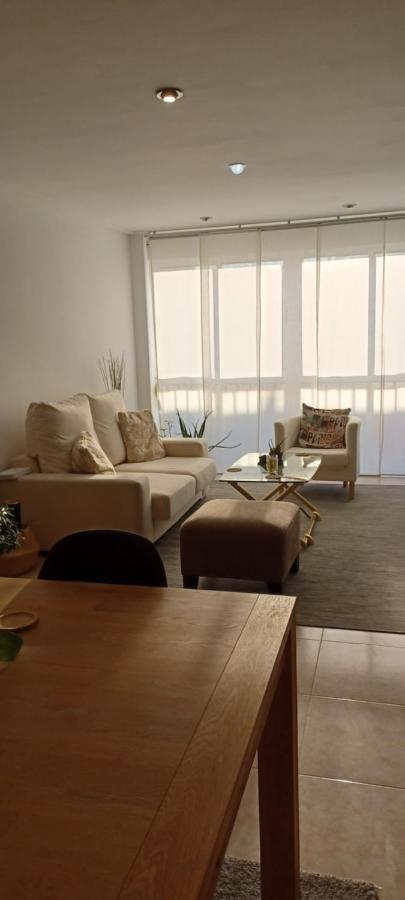 Apartamento Entero De Tres Habitaciones, Cerca De La Playa! Acogedor, Luminoso Y Tranquilo 马尔格莱特德玛 外观 照片