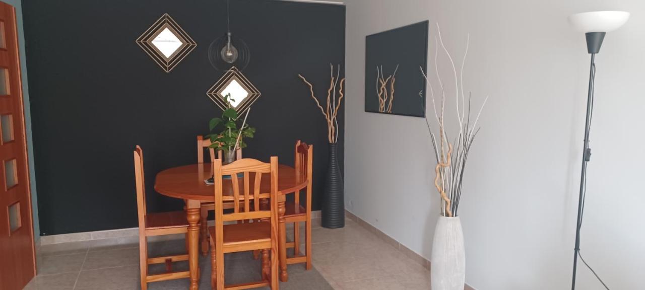 Apartamento Entero De Tres Habitaciones, Cerca De La Playa! Acogedor, Luminoso Y Tranquilo 马尔格莱特德玛 外观 照片